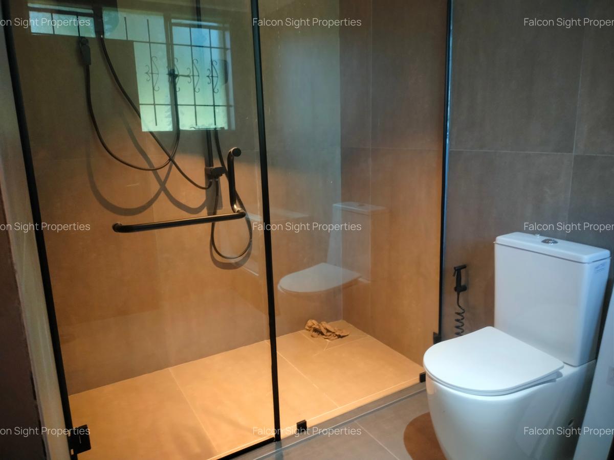 4 Bed Townhouse with Garden at Few Minutes Drive To Gigiri And Roslyn Academy - 9