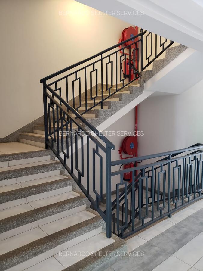 3 Bed Apartment with En Suite in Westlands Area - 10