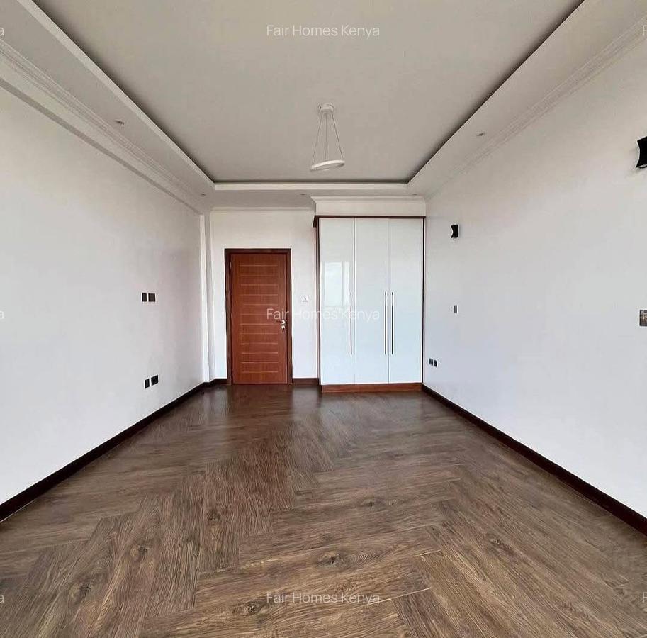 3 Bed Apartment with En Suite at Nyeri Road - 14