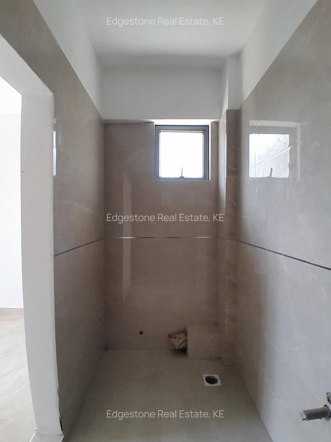 2 Bed Apartment with En Suite in Tudor - 9