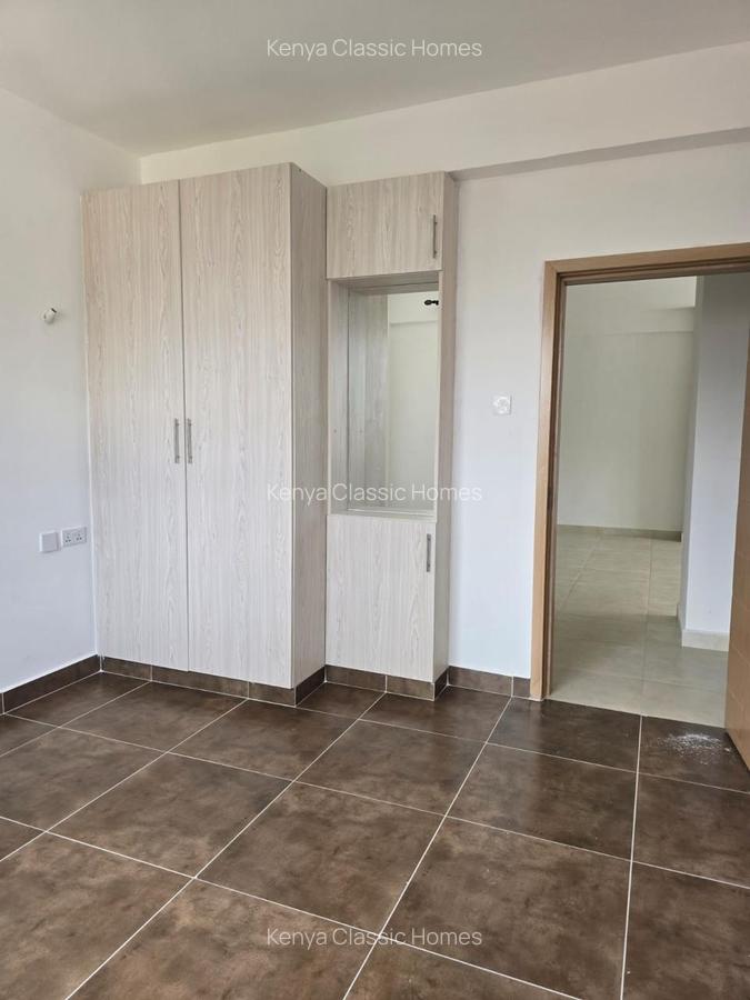 2 Bed Apartment with En Suite at Arklands - 12