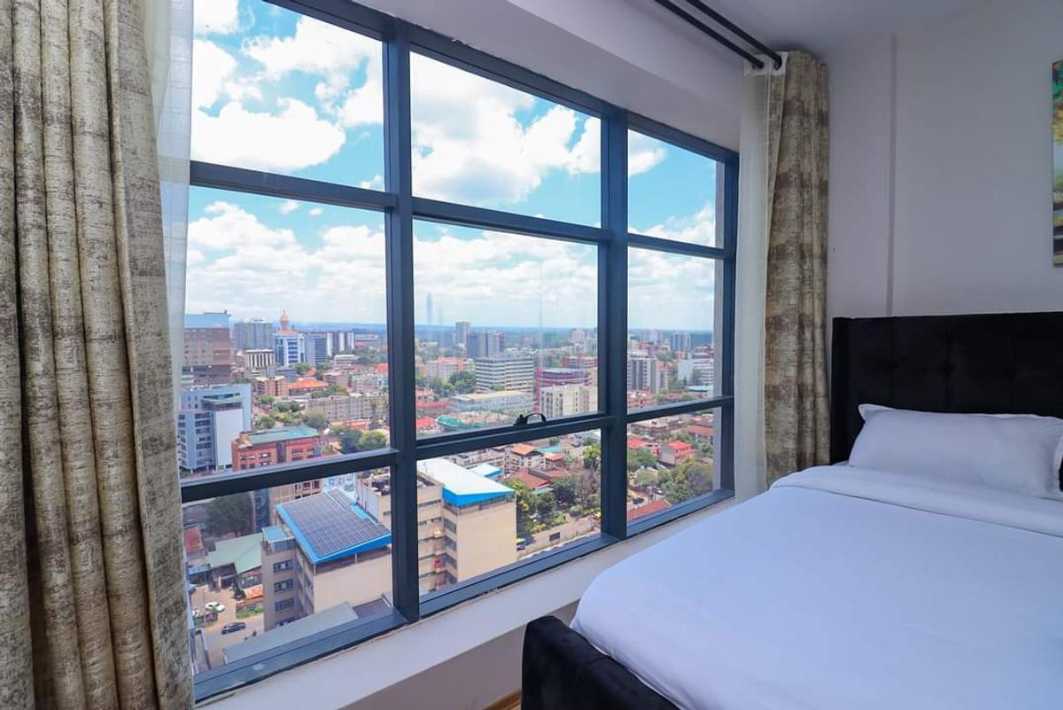 Serviced 1 Bed Apartment with En Suite at Westlands - 5