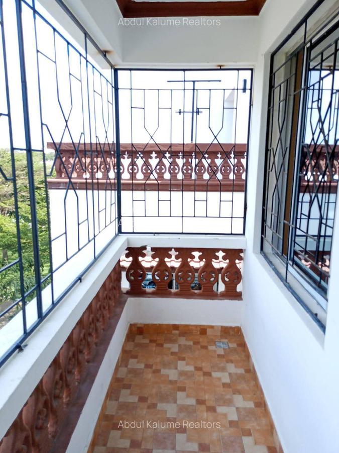Serviced 3 Bed Apartment with En Suite at Nyali - 1
