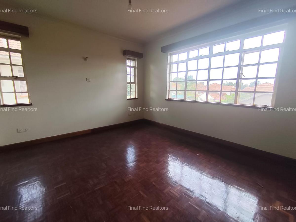 4 Bed Townhouse with Garden in Runda - 16