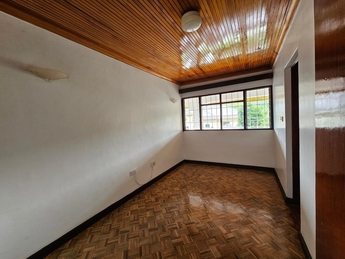 5 Bed House with En Suite in Gigiri - 12