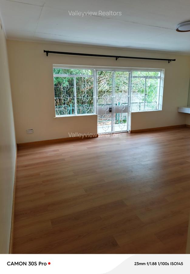 4 Bed Townhouse with En Suite at Kileleshwa - 14