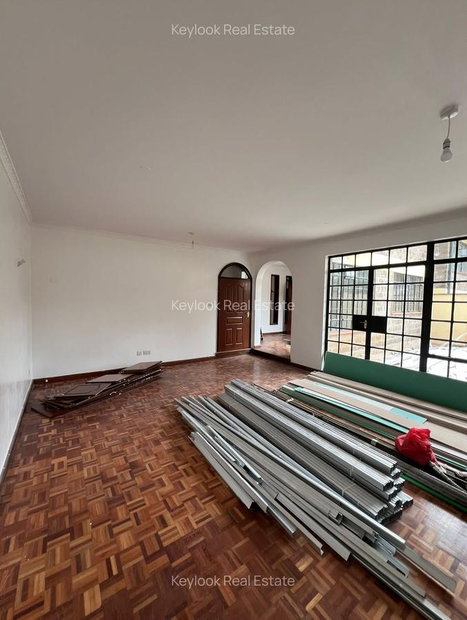 4 Bed Townhouse with En Suite at Lavington Green - 2