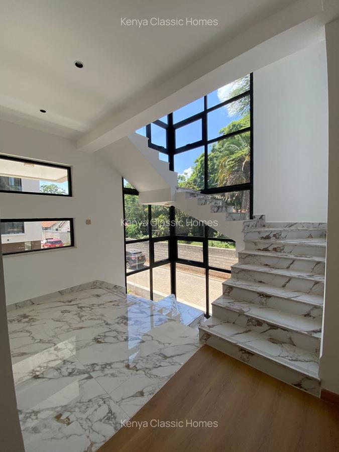 5 Bed Villa with En Suite at Lavington - 3