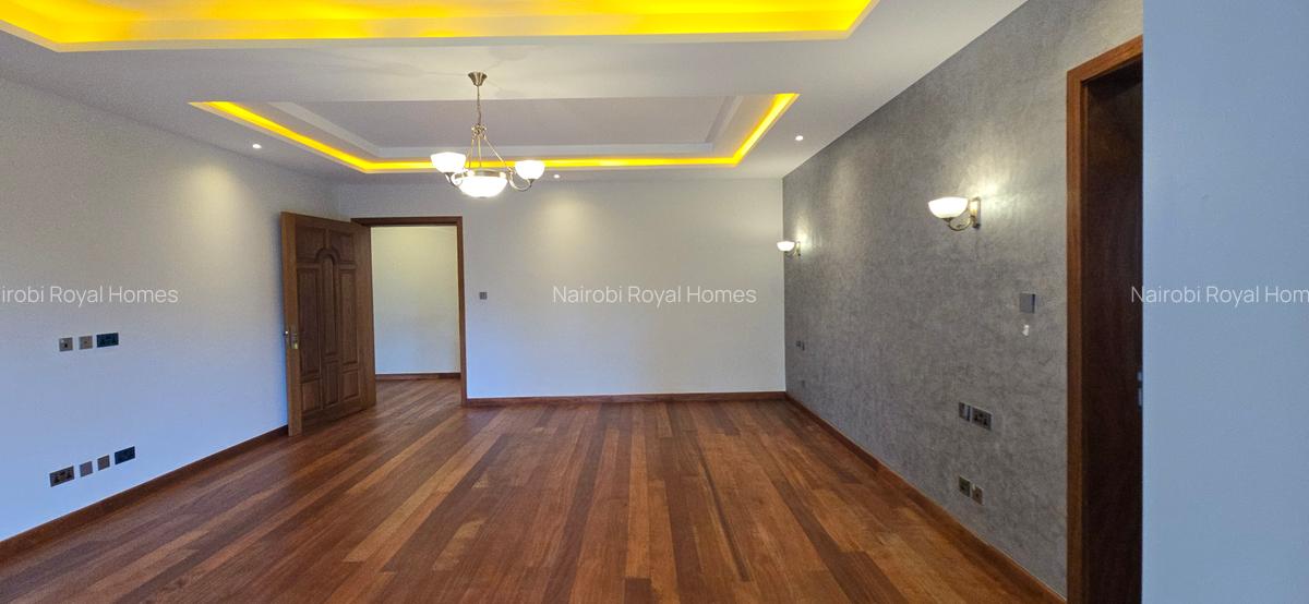 5 Bed Townhouse with En Suite at Convent Drive - 5