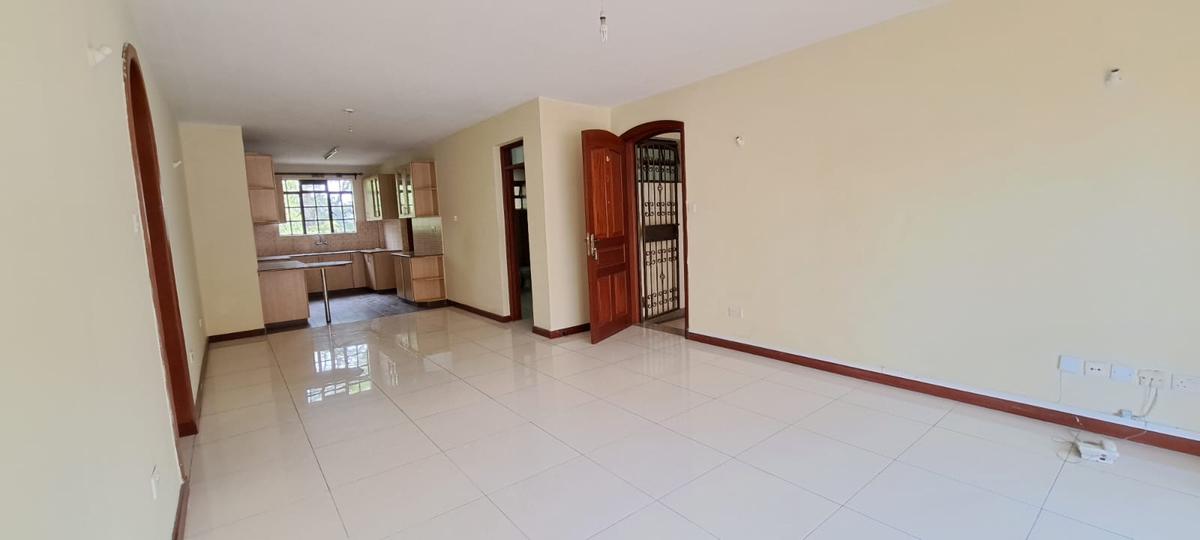 2 Bed Apartment with En Suite in Lavington - 12