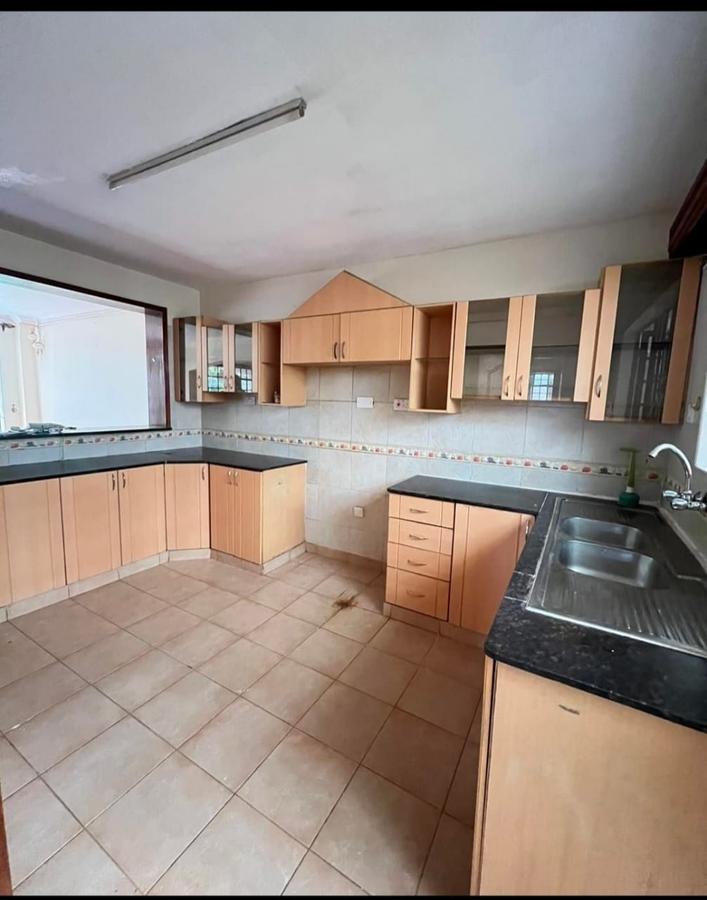 5 Bed Townhouse with Staff Quarters in Lavington - 3