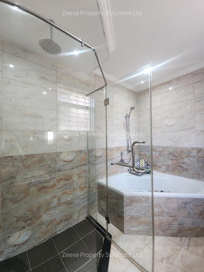 2 Bed Apartment with En Suite in Parklands - 11