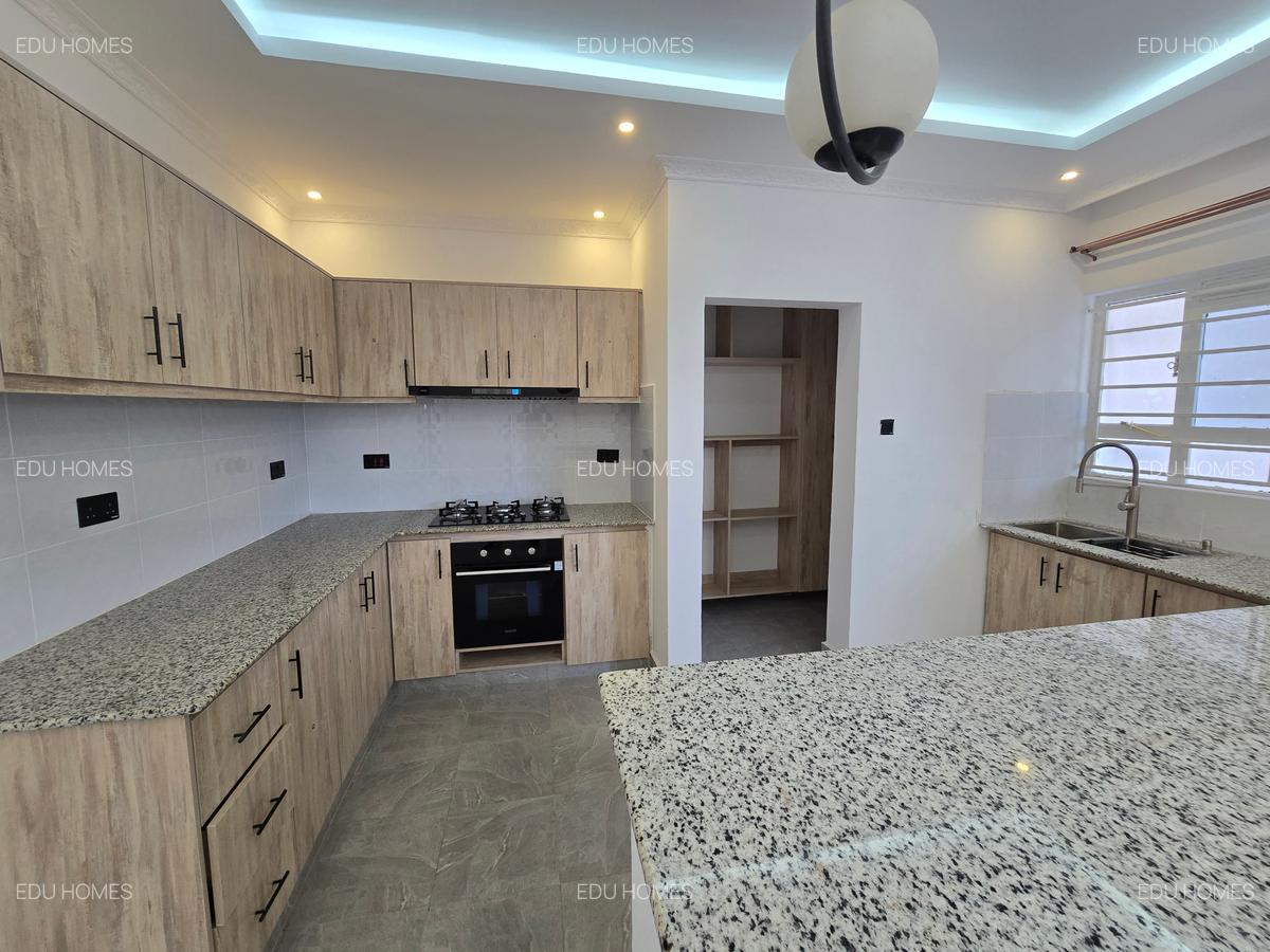 3 Bed House with En Suite at Thikaroad - 12