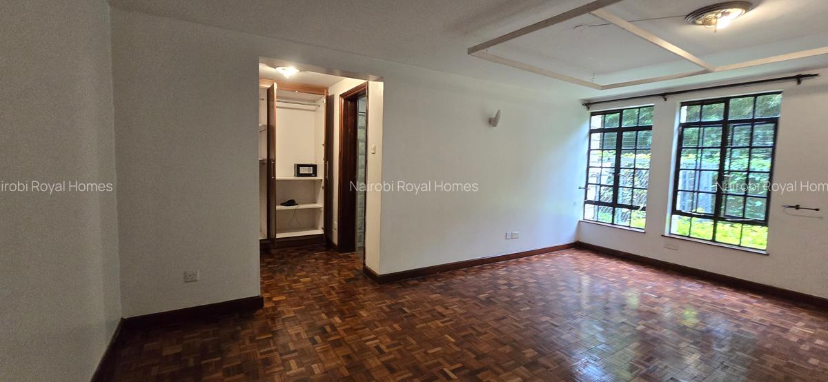 3 Bed Apartment with En Suite at Valley Arcade - 20