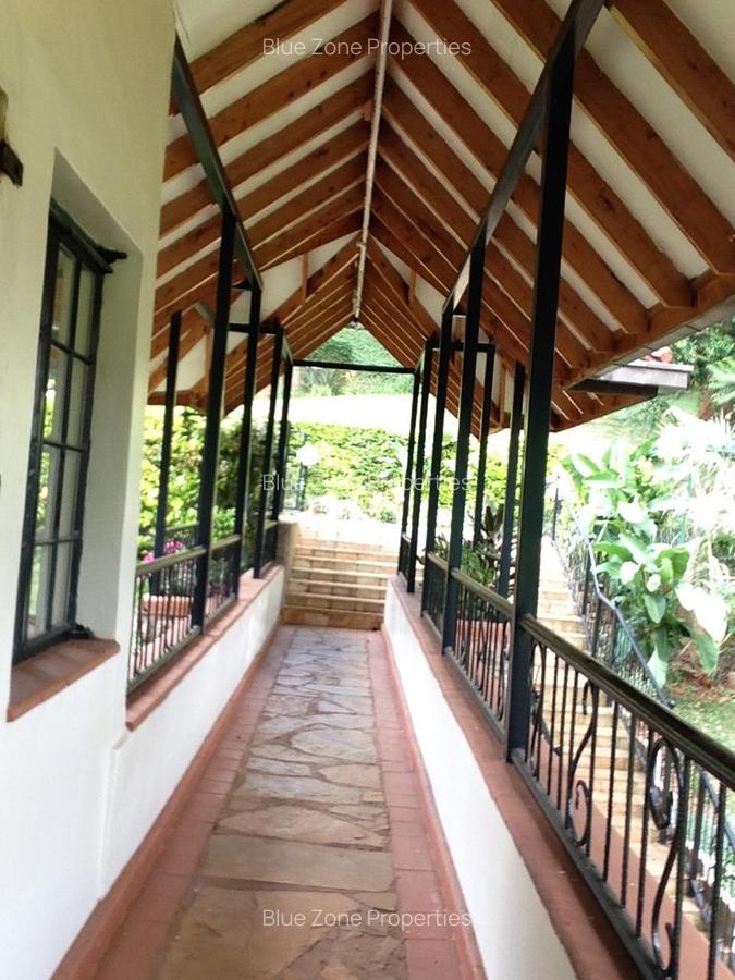 5 Bed Villa with En Suite at Off Rosslyn Lone Tree Rd - 4