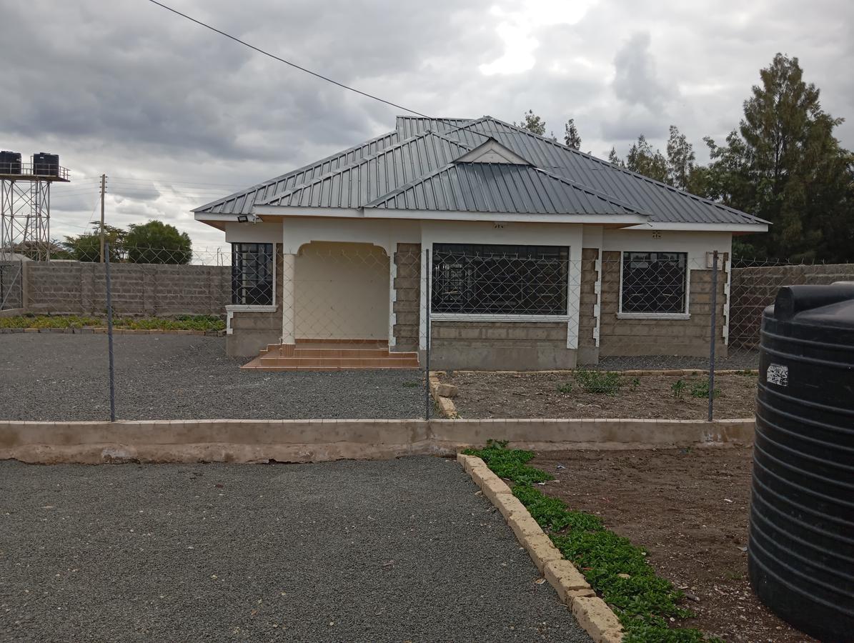 3 Bed House with En Suite in Kitengela - 1