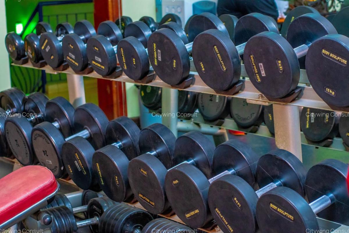 Serviced 2 Bed Apartment with En Suite in Parklands - 7