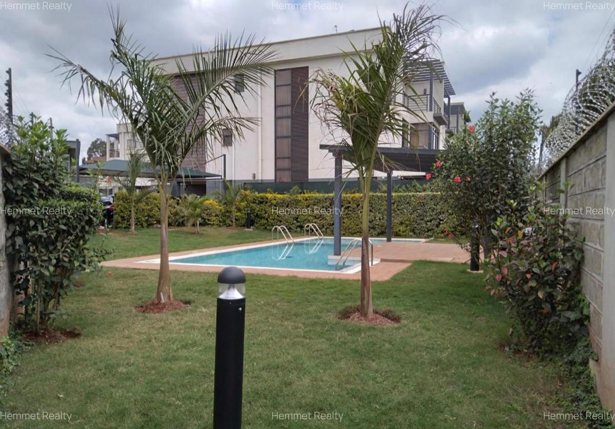 4 Bed Townhouse with En Suite in Loresho - 9