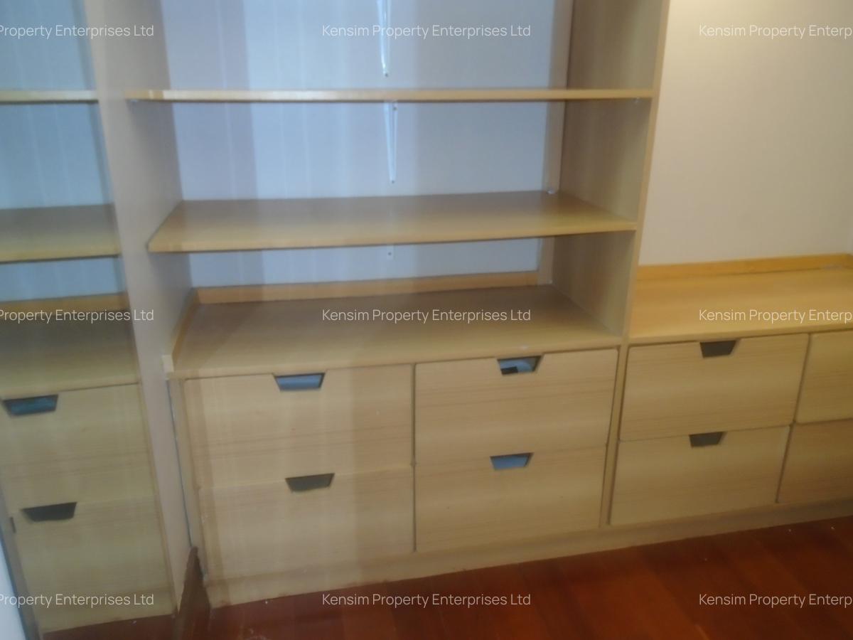 4 Bed Townhouse with En Suite in Kitisuru - 20