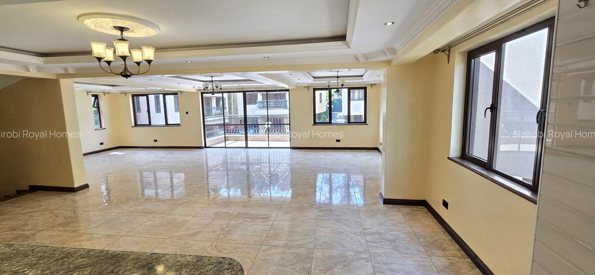 5 Bed Townhouse with En Suite at Lavington Road - 16