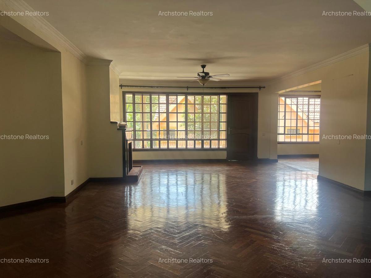 4 Bed House with En Suite in Kitisuru - 11