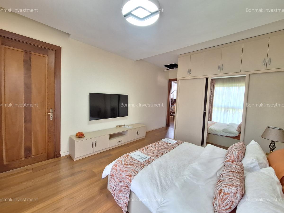 4 Bed Townhouse with En Suite at New Runda - 15