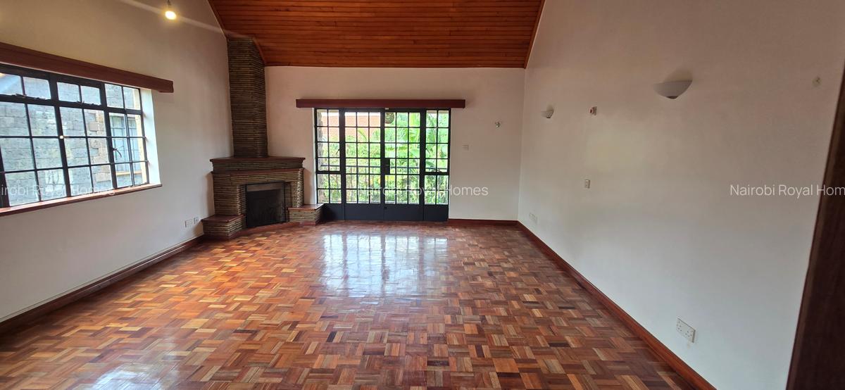 5 Bed Townhouse with En Suite at Lavington Green - 13