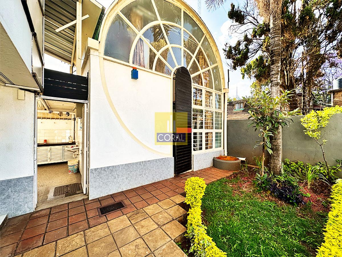 3 Bed House in Upper Hill - 2