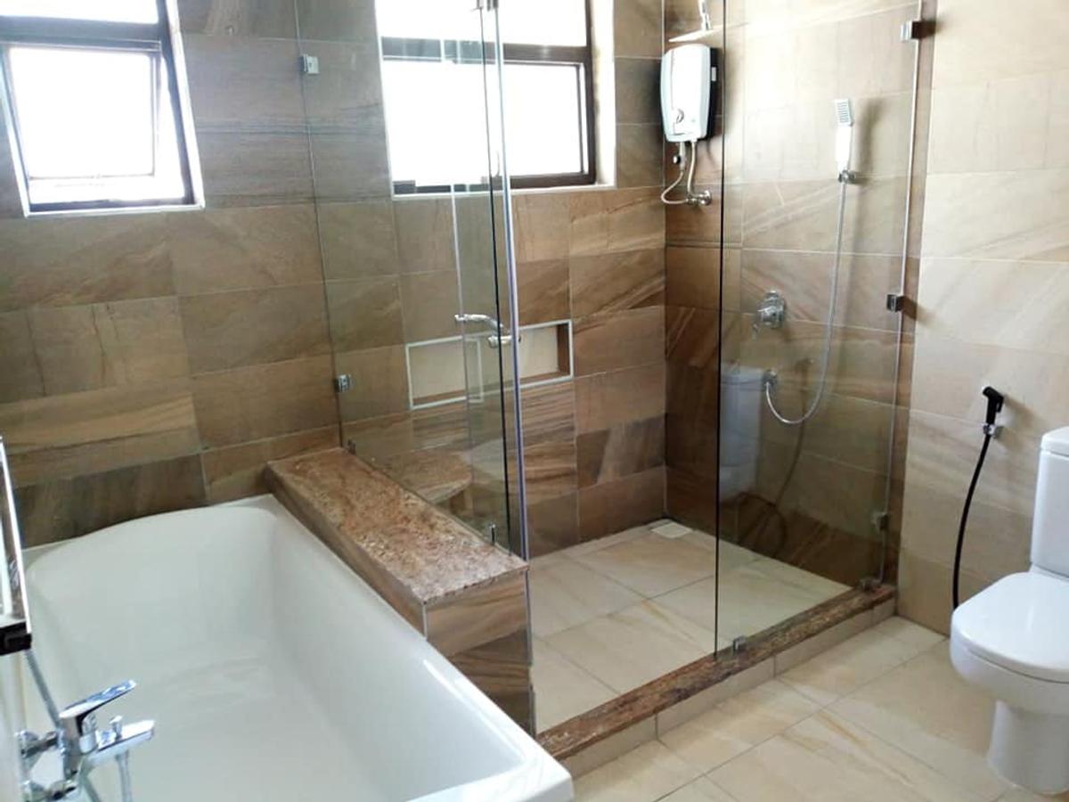 3 Bed Apartment with En Suite in General Mathenge - 9