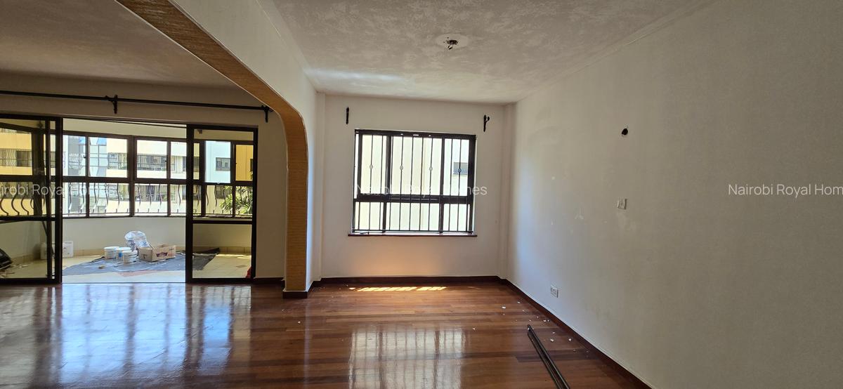 3 Bed Apartment with En Suite at Lavington Green Garden - 10