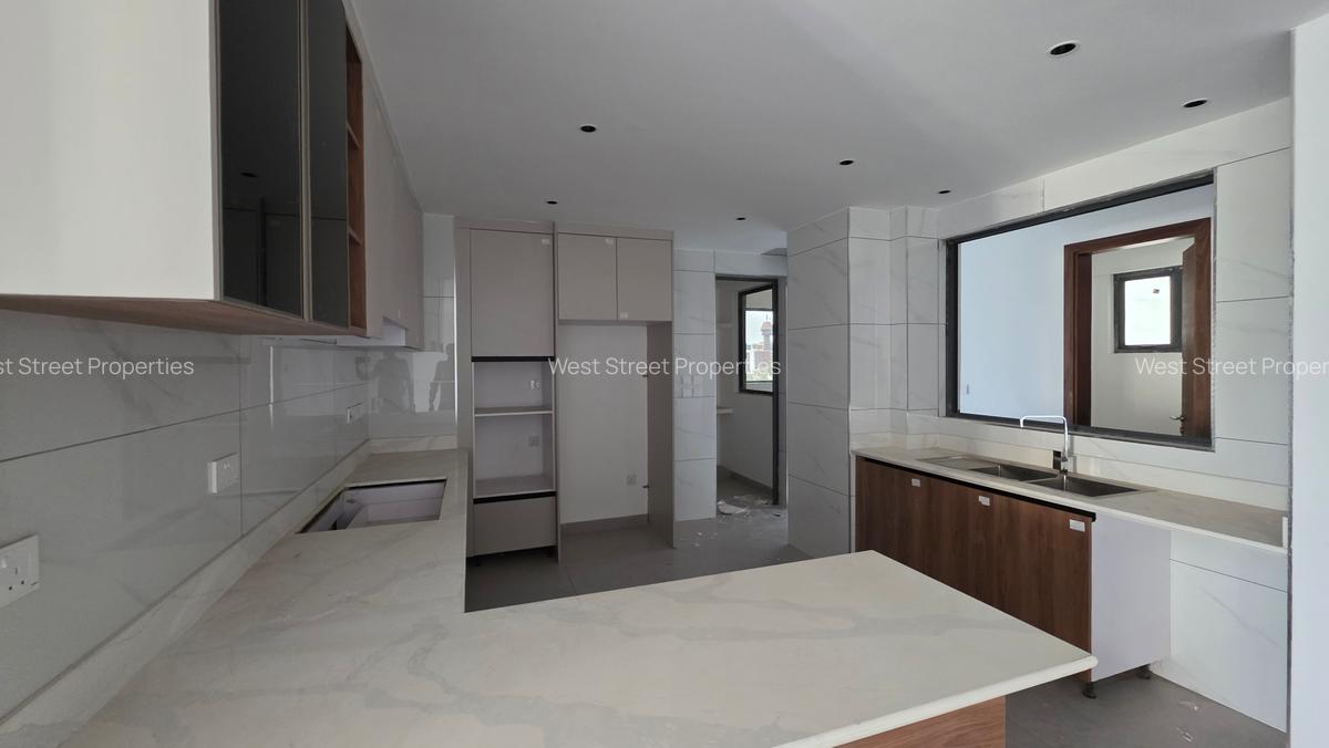 2 Bed Apartment with En Suite at Westlands - 14