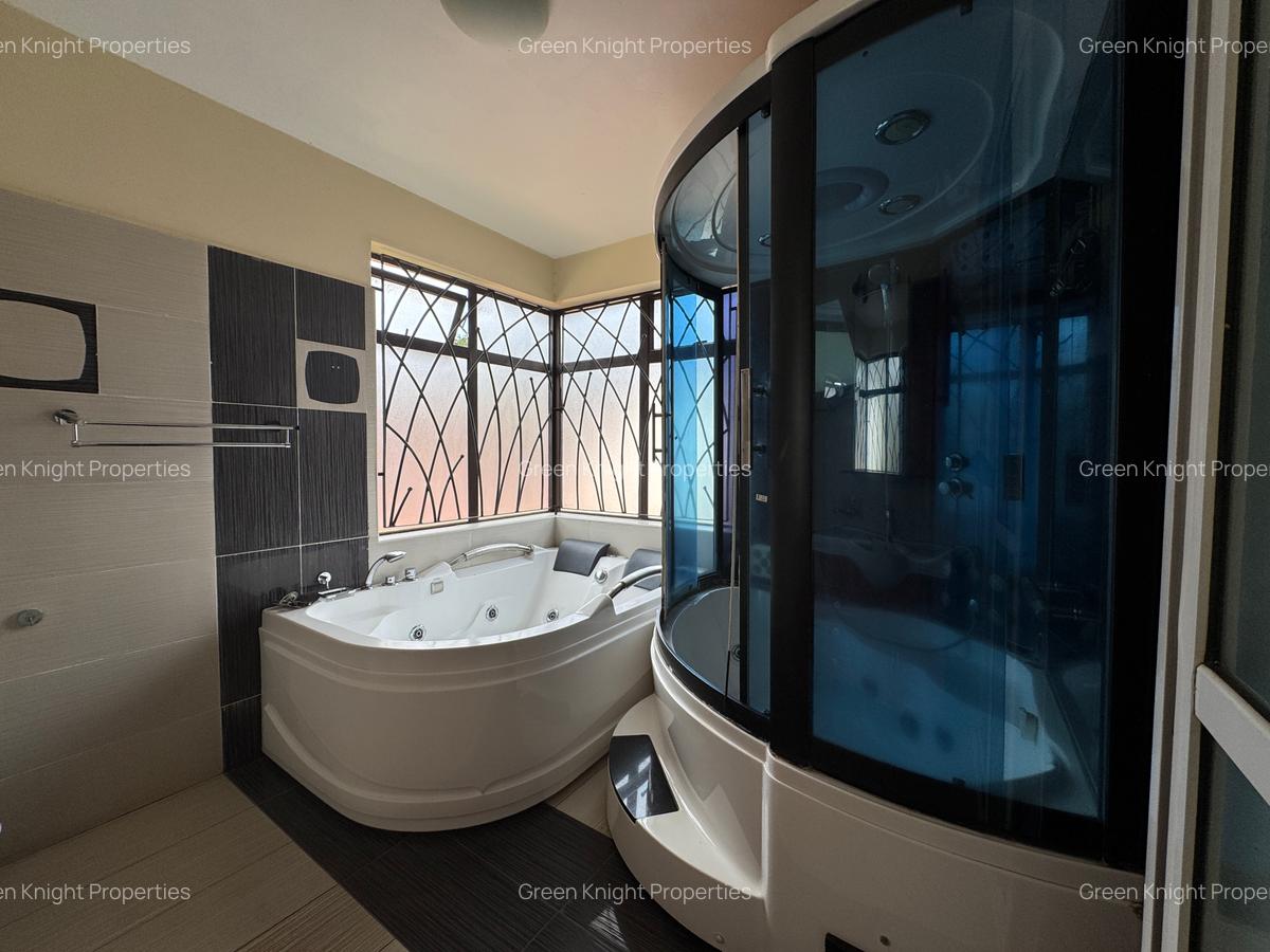Serviced 3 Bed Apartment with En Suite in Kilimani - 12