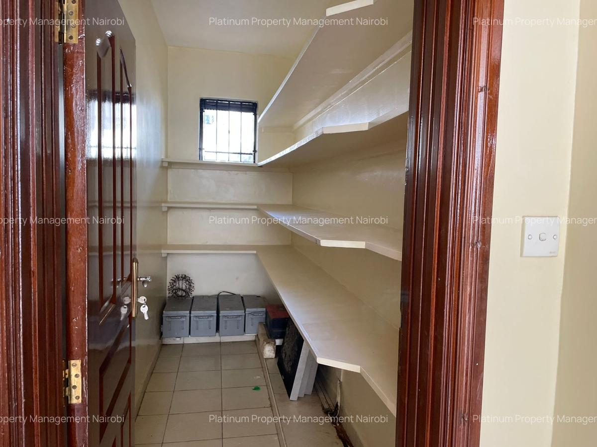 4 Bed House with En Suite at Grevillea Grove - 6