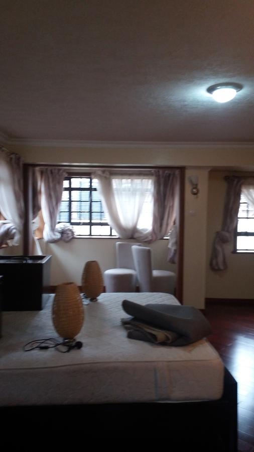 4 Bed Townhouse with En Suite at Convent Drive - 7