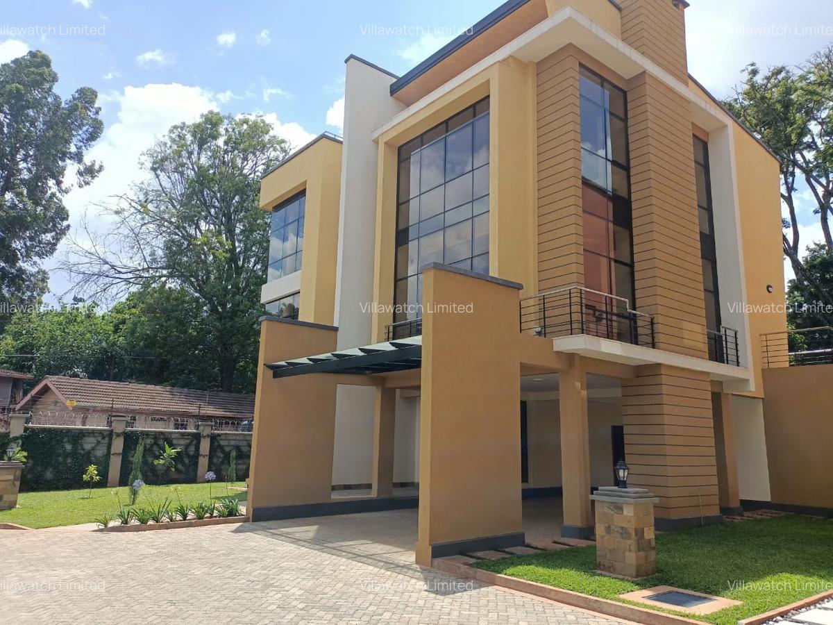 5 Bed Townhouse with En Suite at Lavington Mall - 5