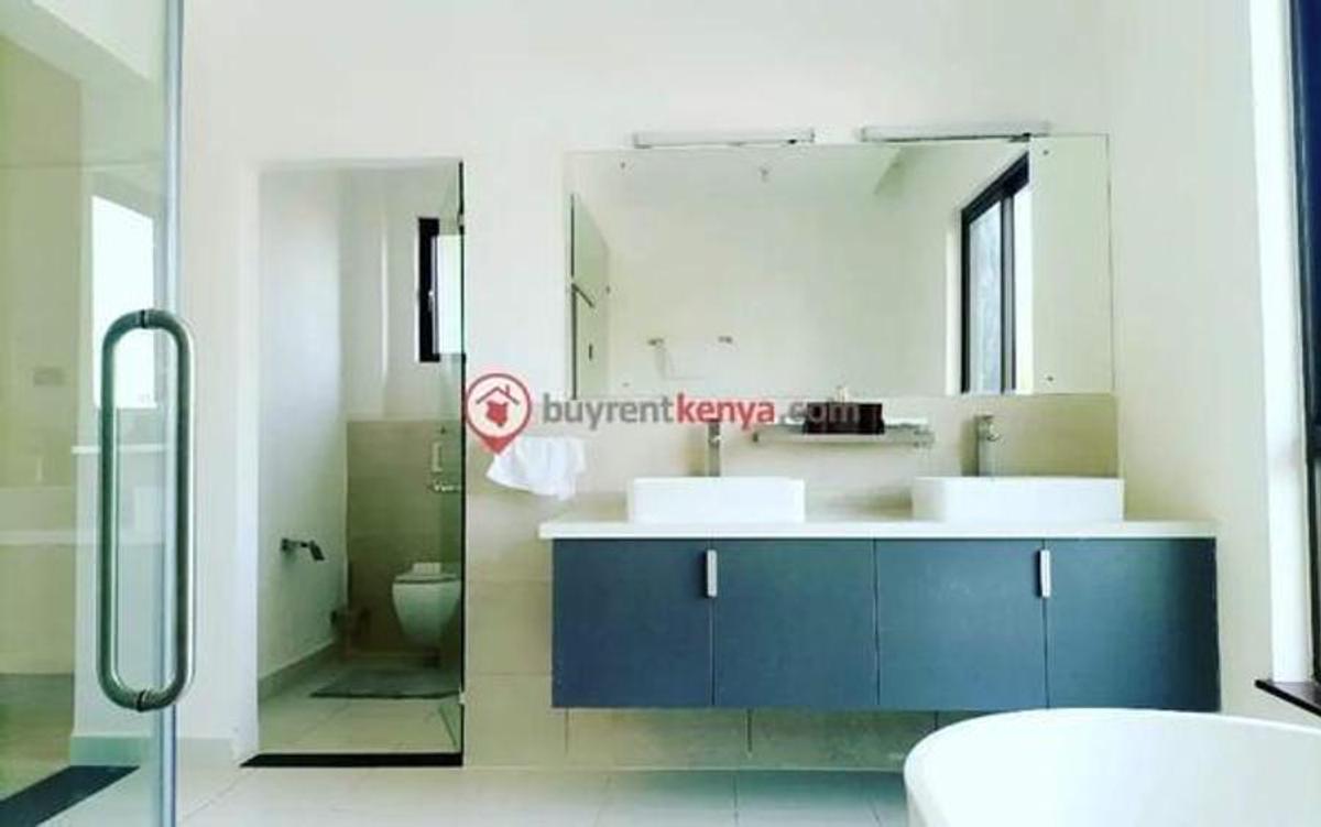 5 Bed Townhouse with En Suite at Karen - 8