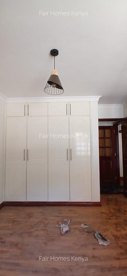 4 Bed Townhouse with En Suite at Lavington Green - 10