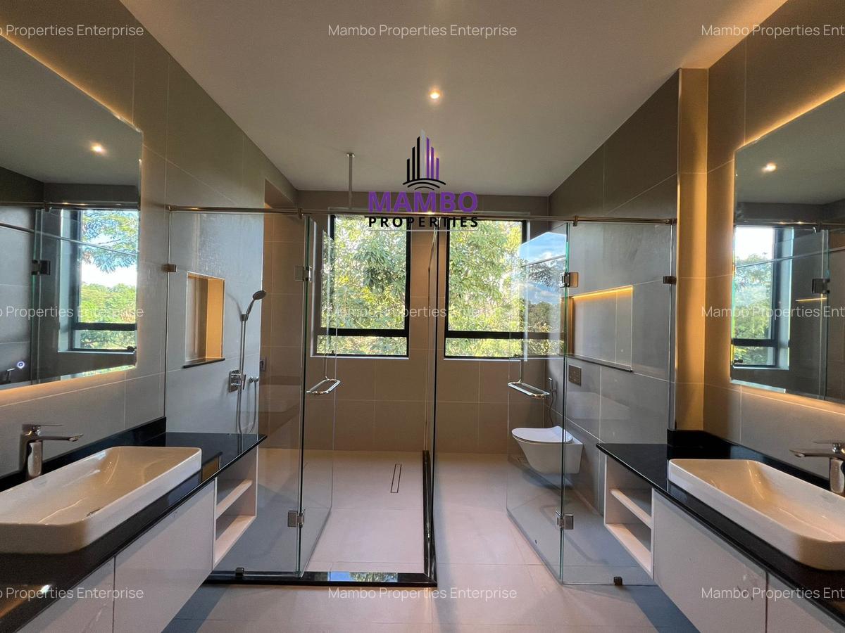 6 Bed Townhouse with En Suite at Peponi Rd - 10