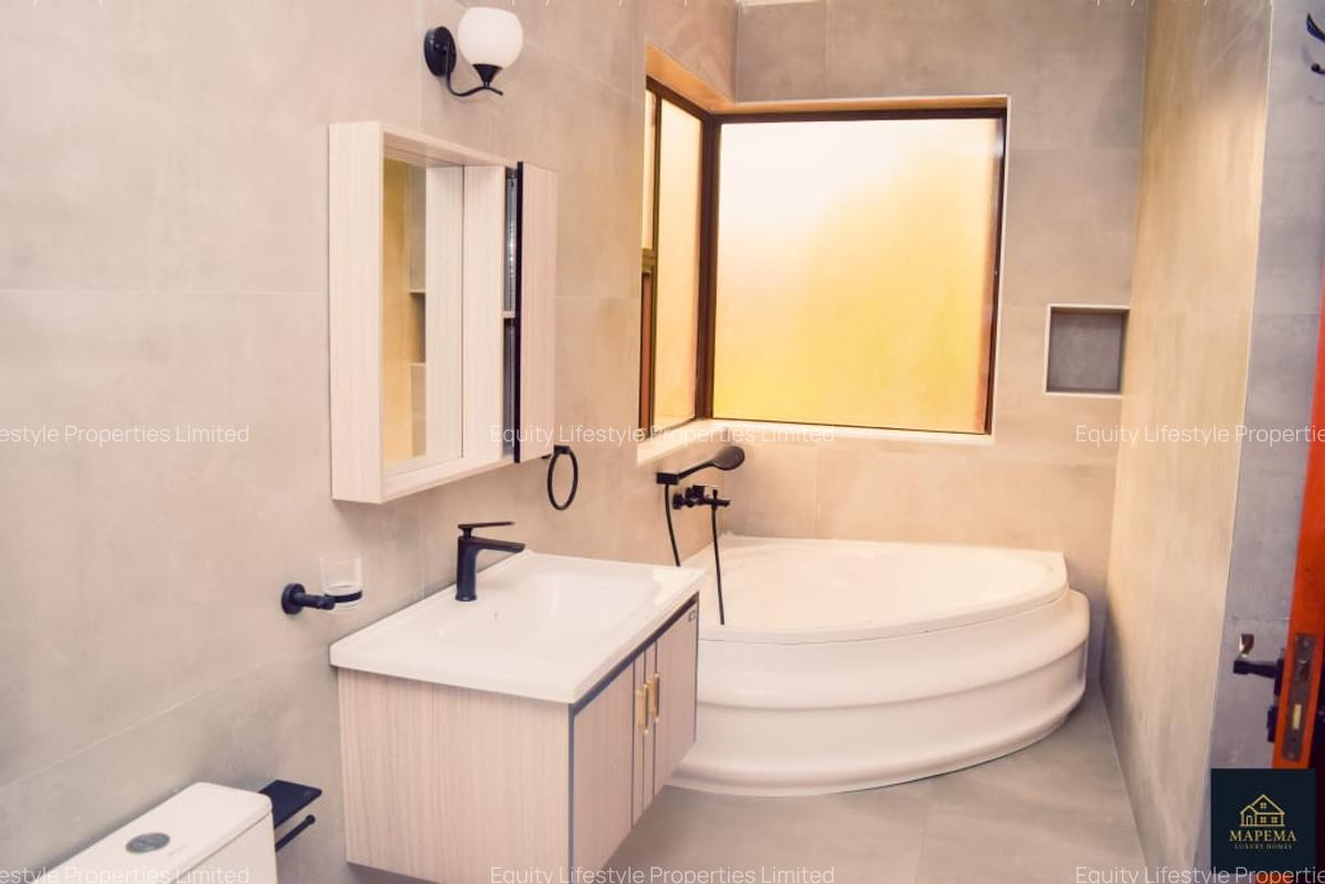 6 Bed Townhouse with En Suite in Karen - 7