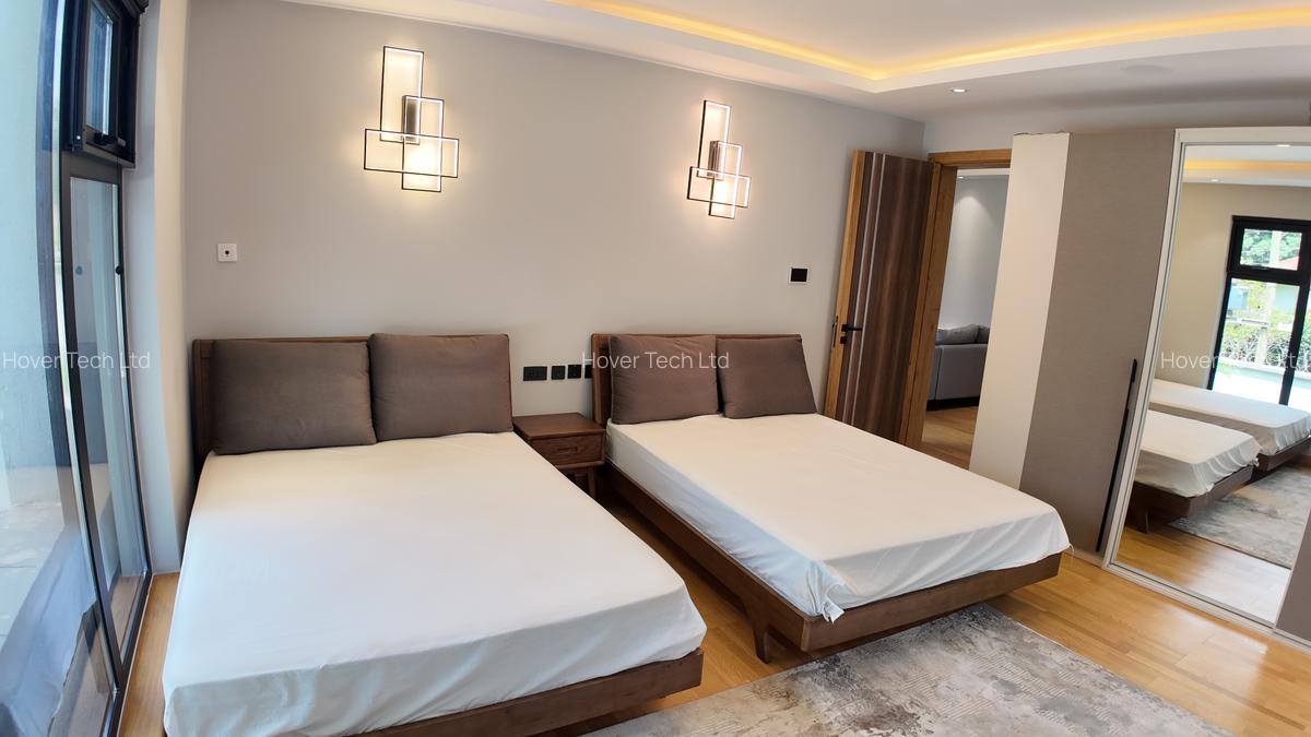 5 Bed Villa with En Suite in Lavington - 8