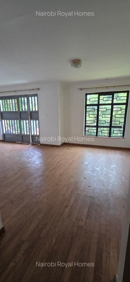 5 Bed Townhouse with En Suite at Lavington Green - 20