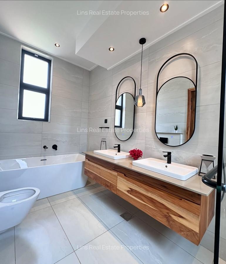 4 Bed Townhouse with En Suite in Loresho - 12