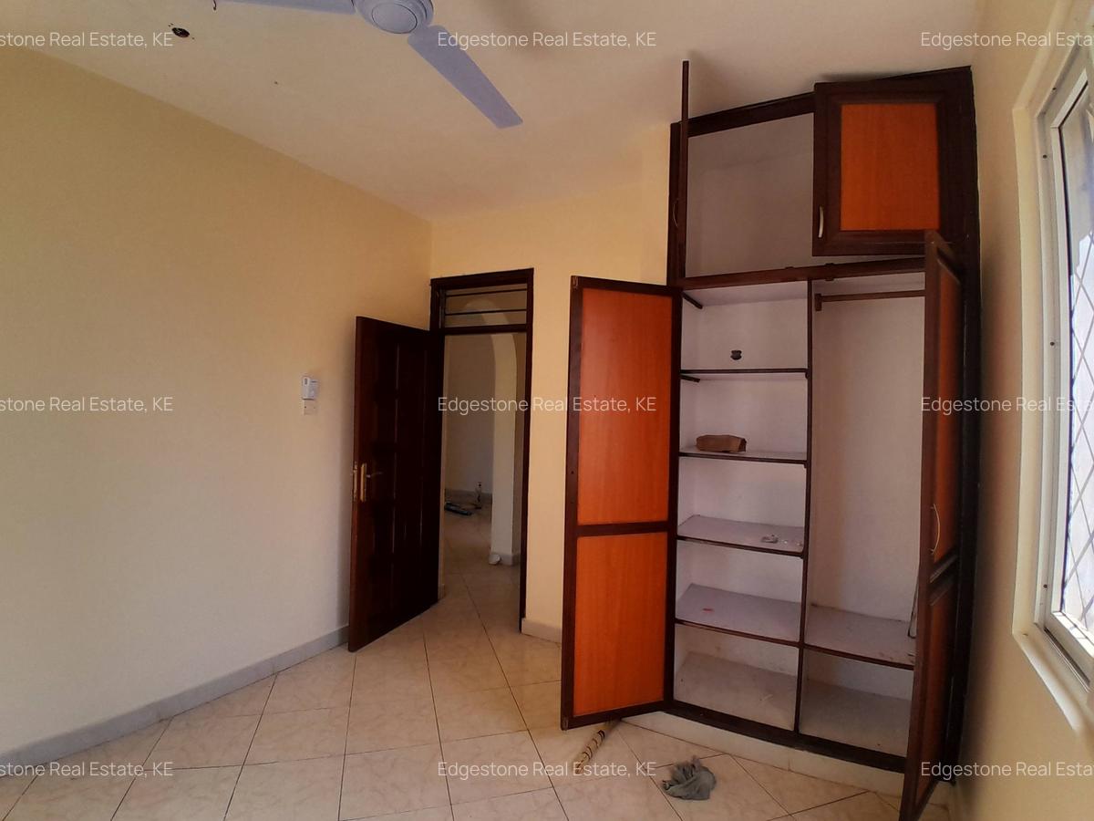 1 Bed Apartment with Borehole in Nyali Area - 11