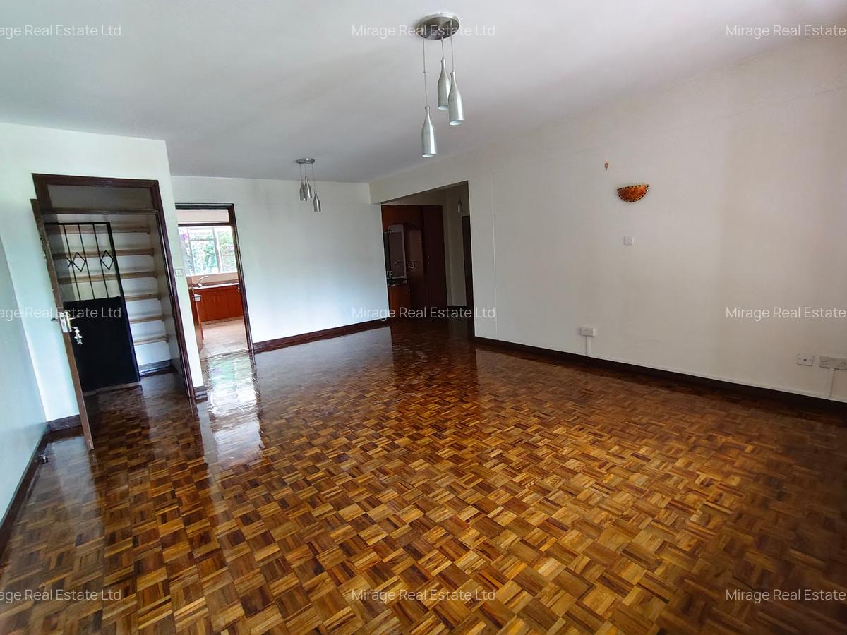 4 Bed Apartment with Borehole in Riverside - 18