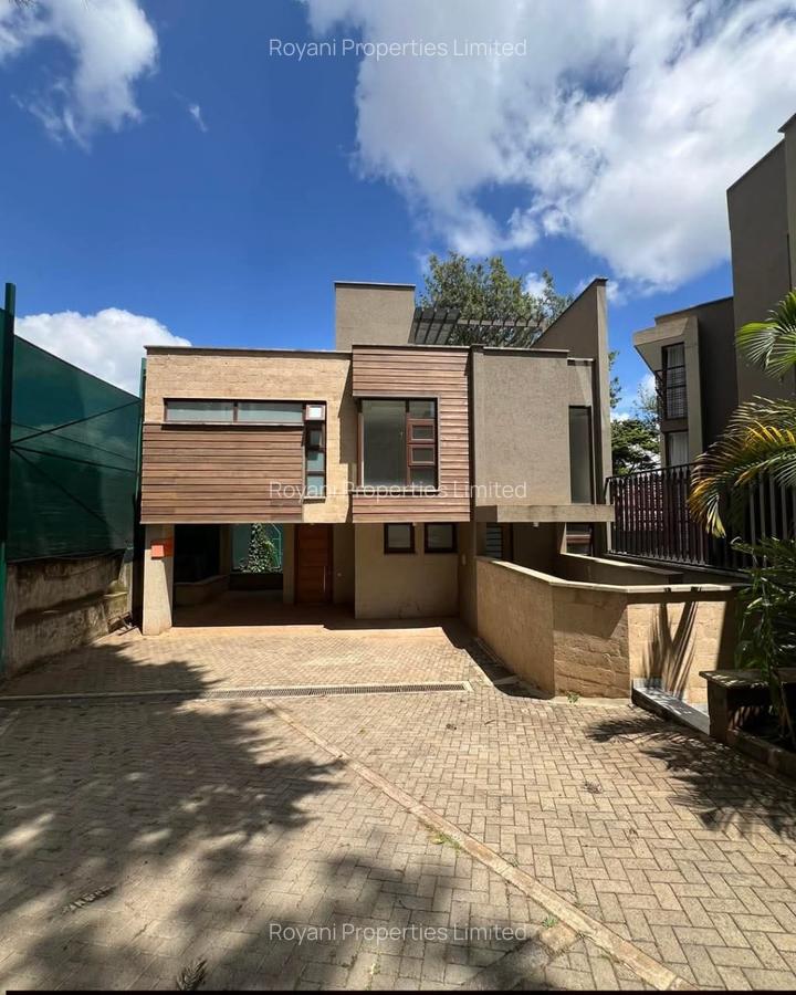 4 Bed Townhouse with En Suite in Lavington - 9