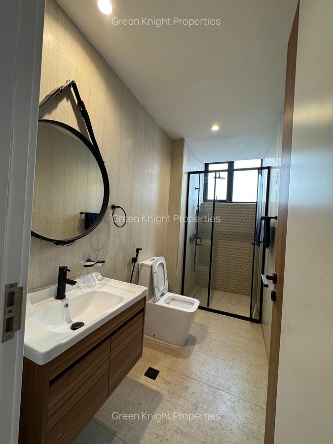 Serviced 2 Bed Apartment with En Suite in Brookside - 4