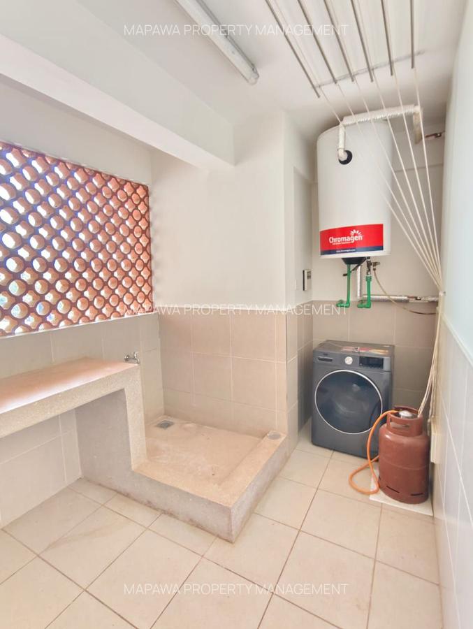 2 Bed Apartment with En Suite in General Mathenge - 8