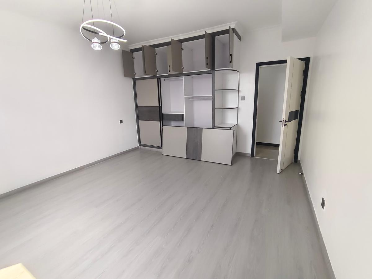 2 Bed Apartment with En Suite in Kilimani - 16