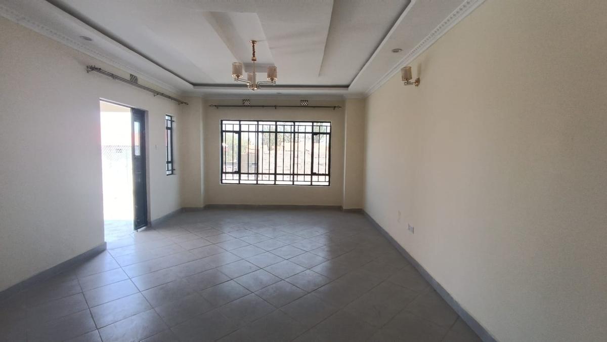 3 Bed House with En Suite at Acacia - 4