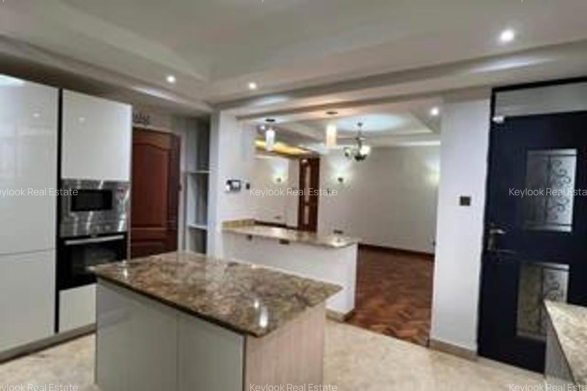 3 Bed Apartment with En Suite at Riverside Garden - 6